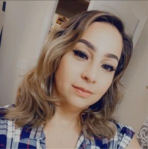 Meet your Posher, Veronica